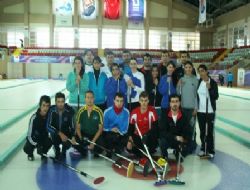 Curling Milli Takımı Palandöken'de